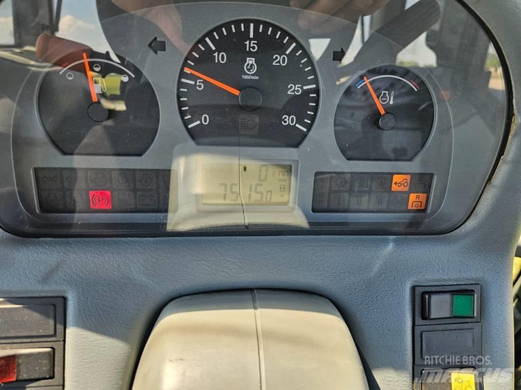 Valtra N 101 Traktori