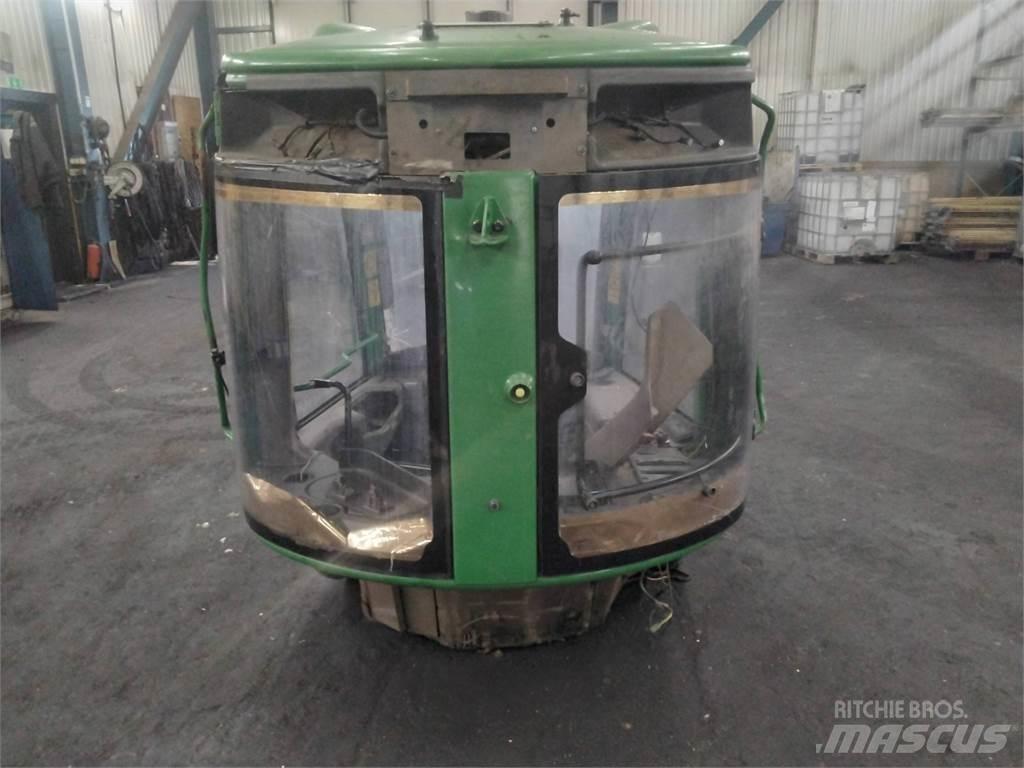 John Deere 1270E Kabine i unutrašnjost