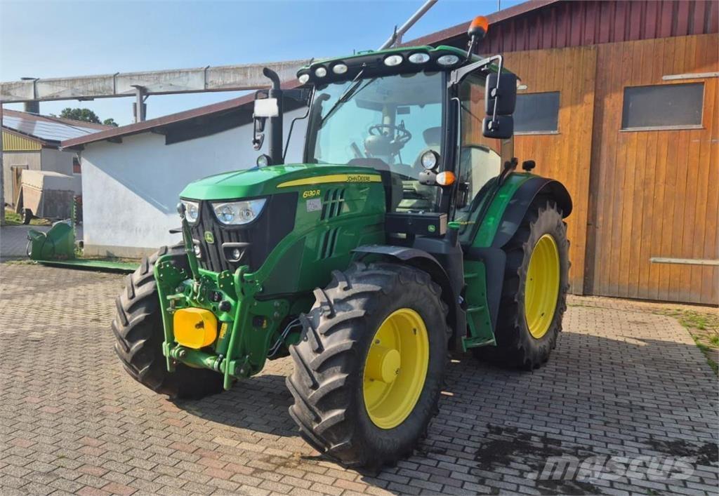 John Deere 6130R Traktori