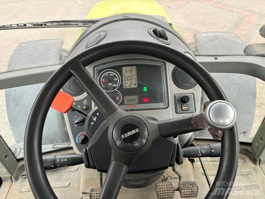 CLAAS Arion 640 Traktori