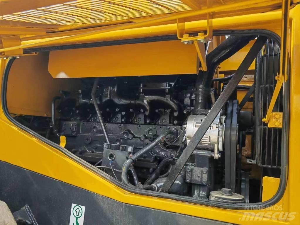 Komatsu WA 470-3 Utovarivači na točkove