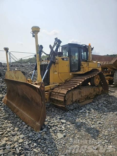 CAT D 6 T LGP Buldožeri guseničari