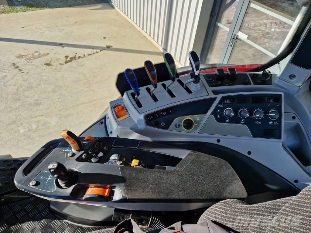 Valtra T 194 Traktori