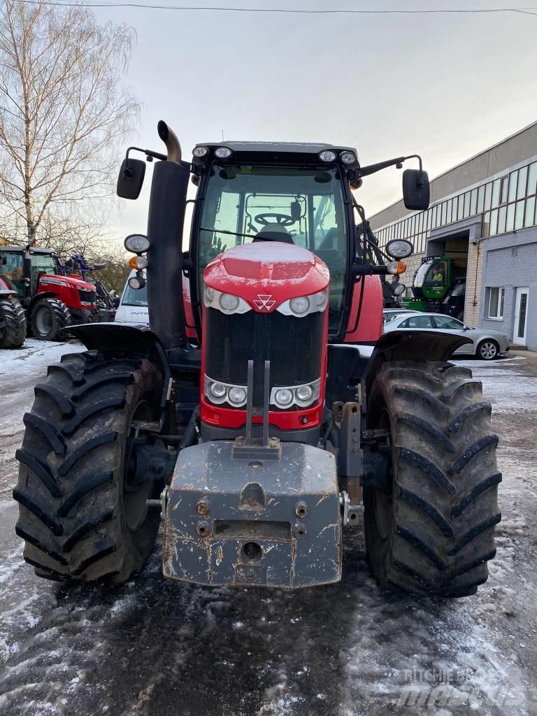 Massey Ferguson 7724 Traktori