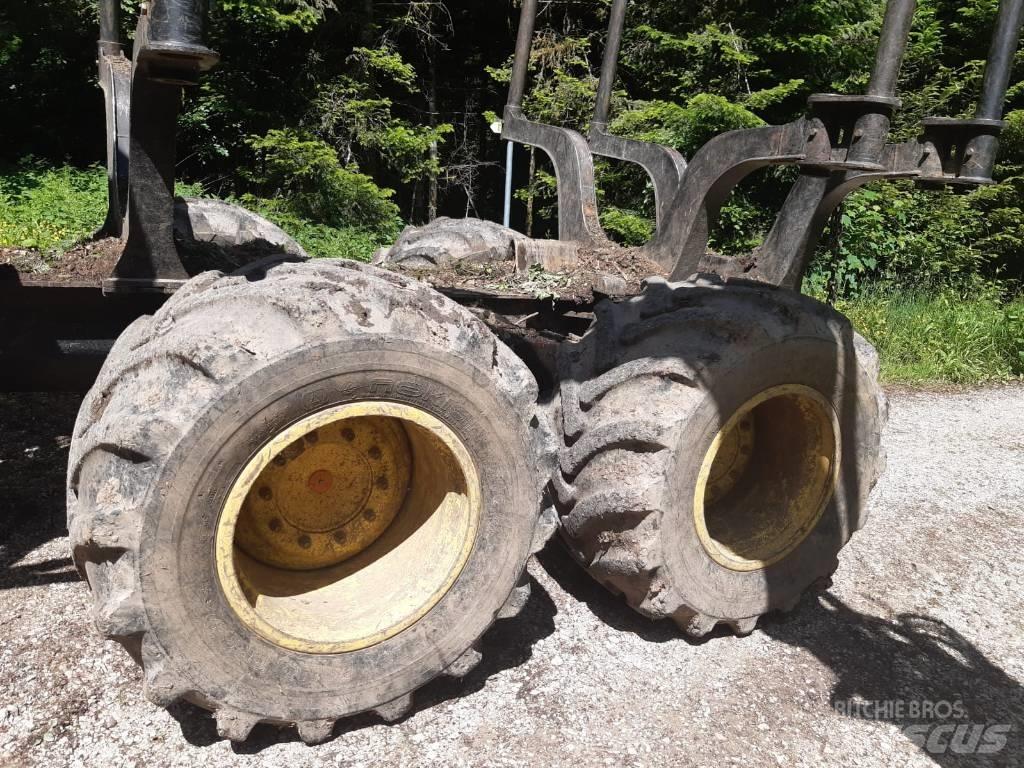 John Deere 1110G Forvarderi
