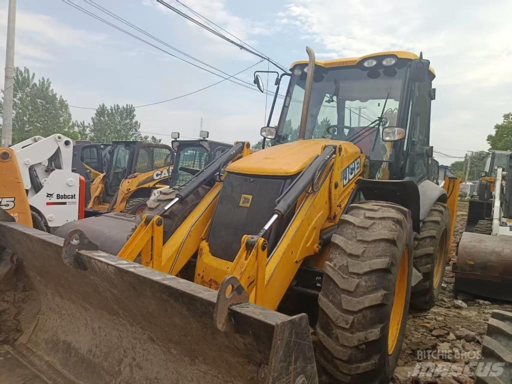 JCB 4CX Rovokopači