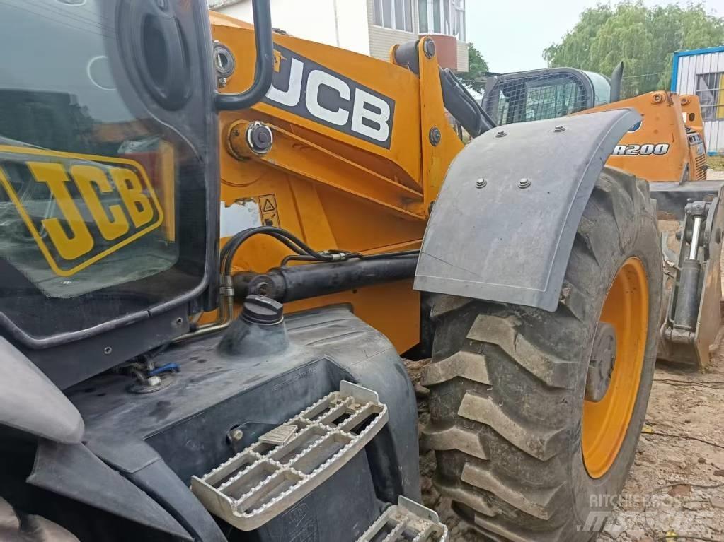 JCB 4CX Rovokopači