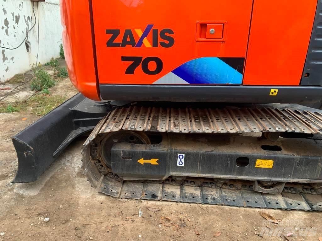 Hitachi Zaxis 70 Bageri guseničari
