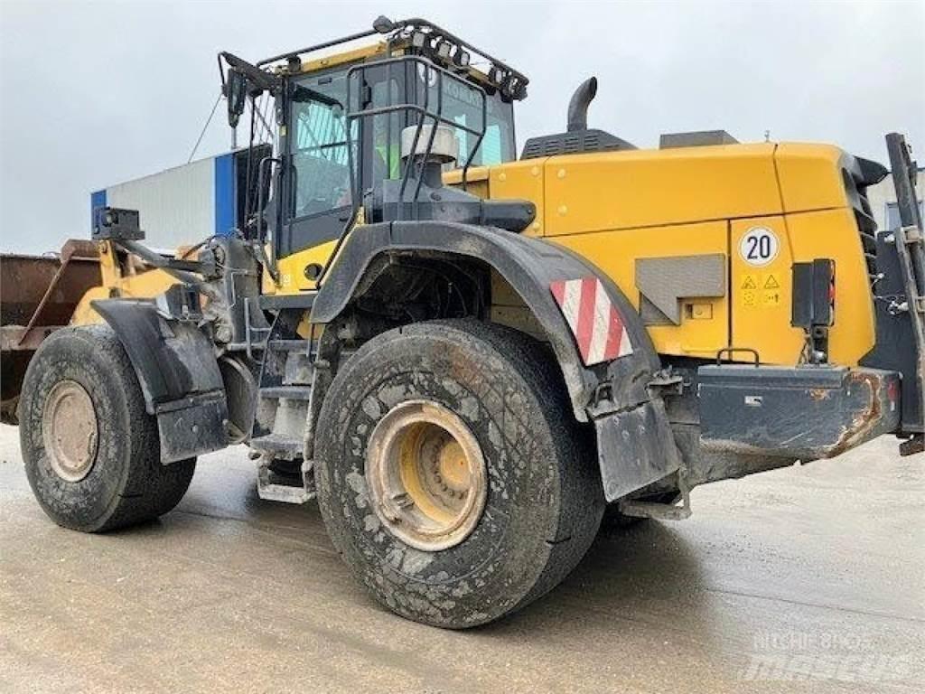 Komatsu WA 380--8E0 Utovarivači na točkove