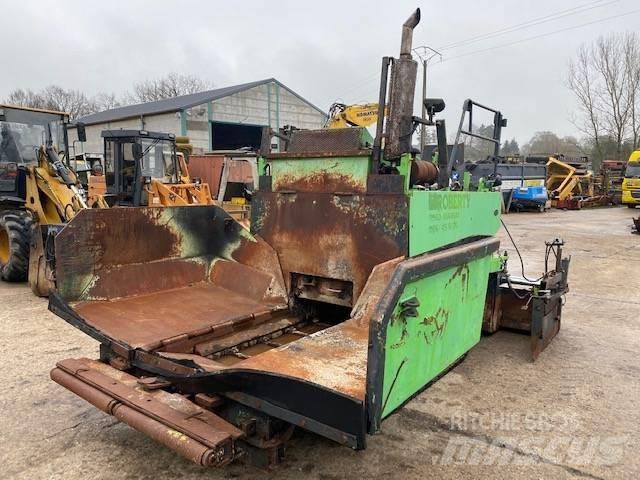 Demag DF 60 C Asfaltni finišeri