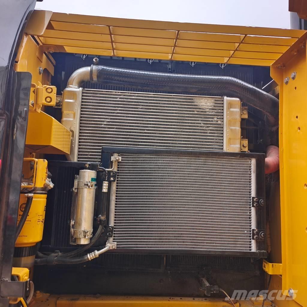 CAT 320 D Bageri guseničari