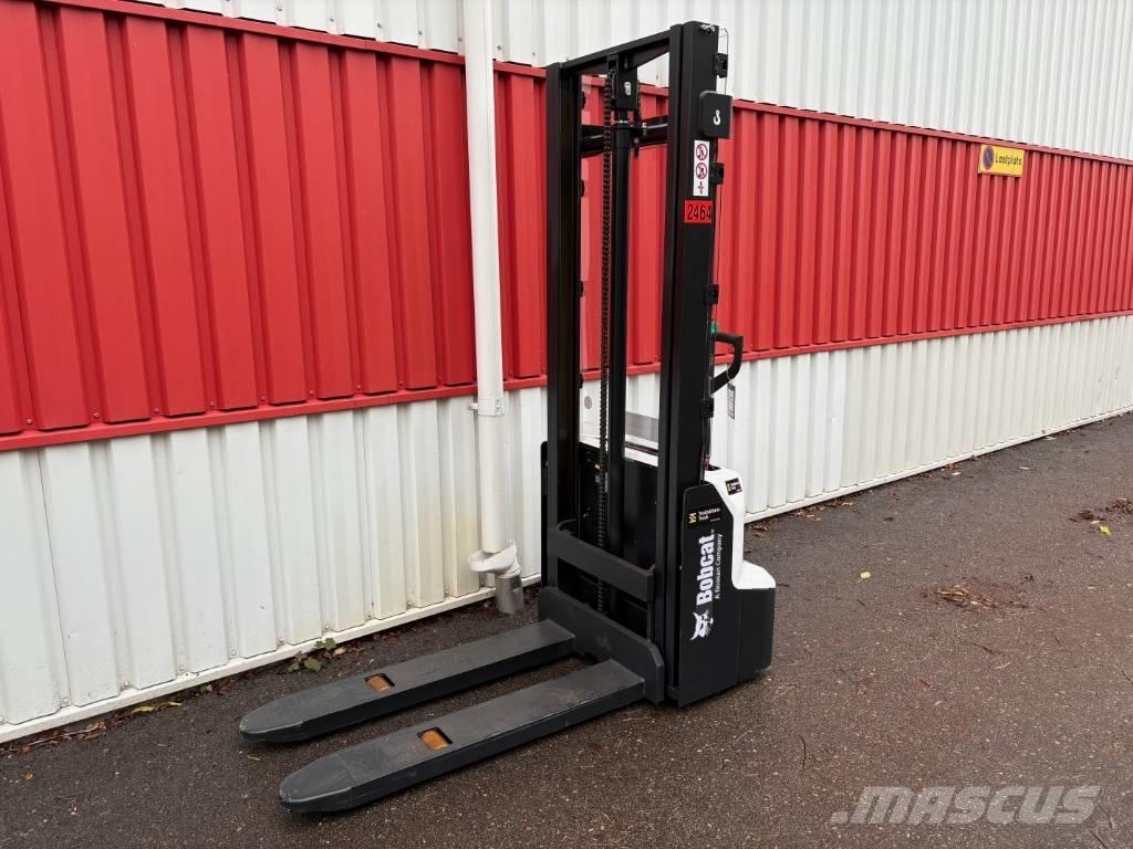 Bobcat LSM 12 N Ručni električni viljuškar