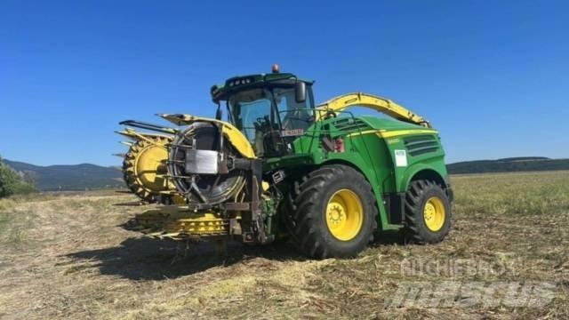 John Deere 8600 Mašine za stočnu hranu sa sopstvenim pogonom