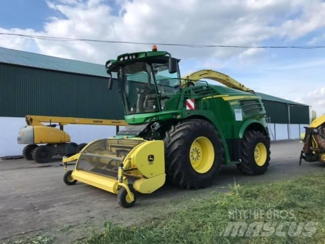 John Deere 8600 Mašine za stočnu hranu sa sopstvenim pogonom