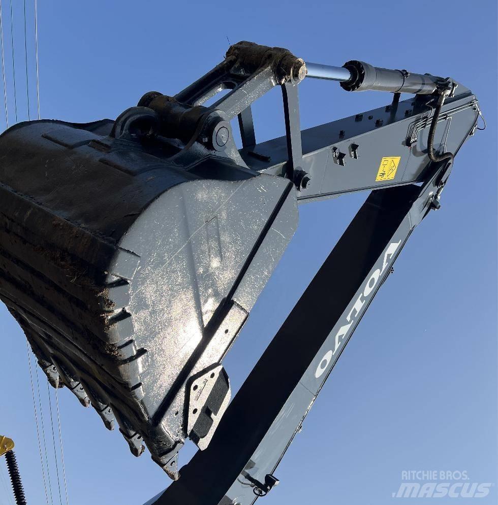 Volvo EC 220 Bageri guseničari