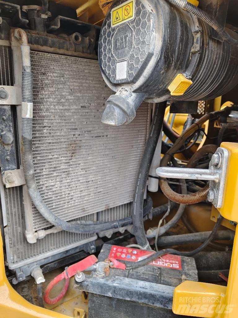 CAT 307.5 Bageri guseničari