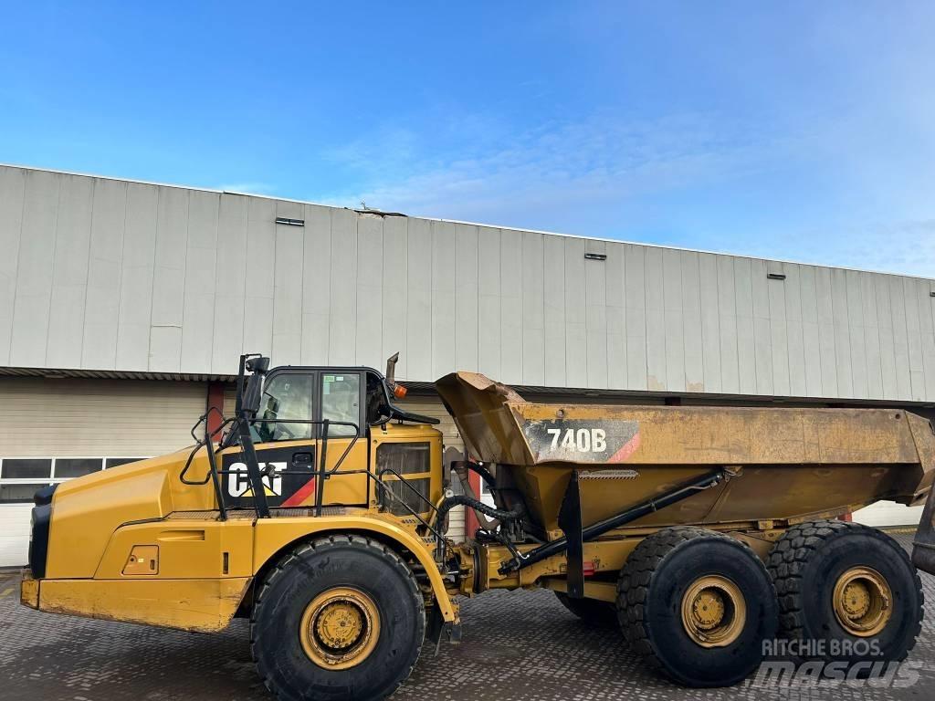 CAT 740 B Zglobni damperi