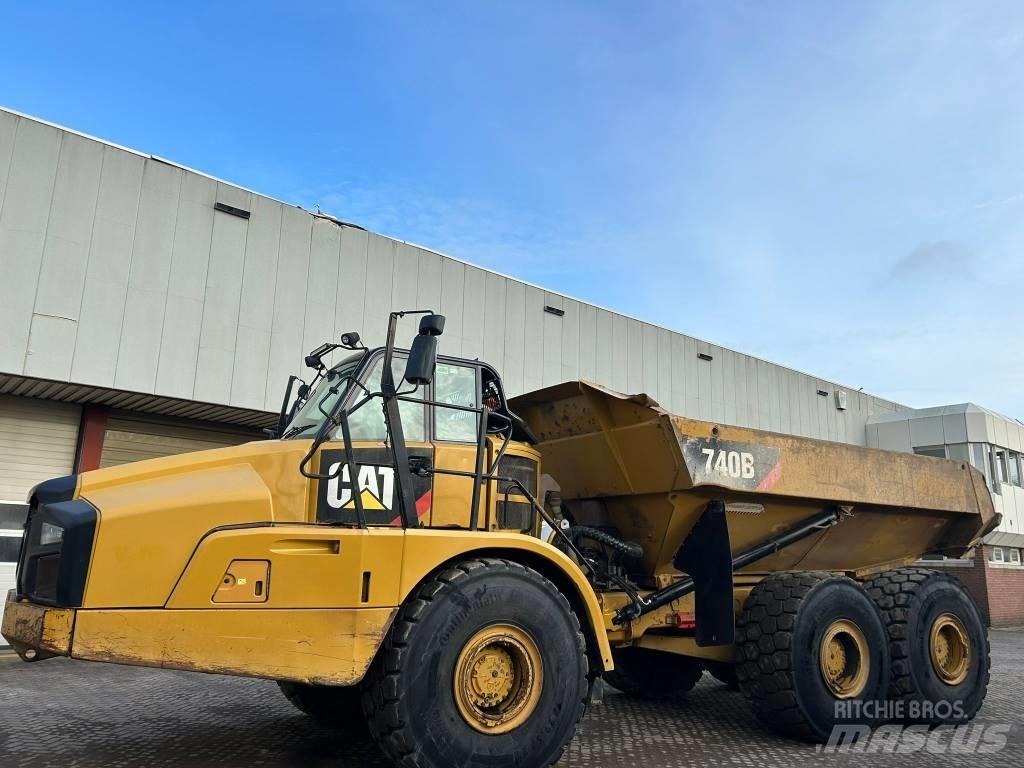 CAT 740 B Zglobni damperi