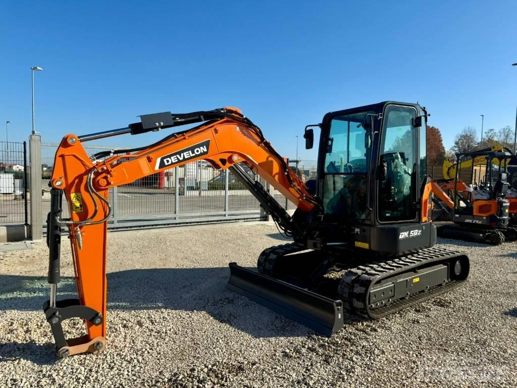 Develon DX 50 Z-7 Mini bageri < 7t