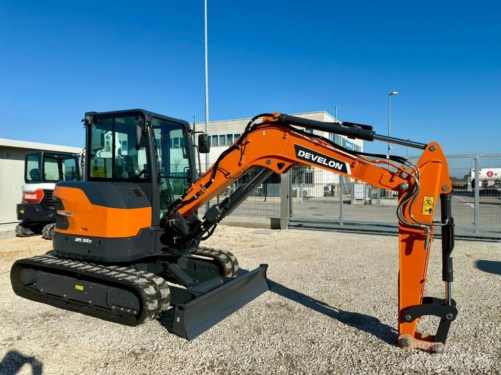 Develon DX 50 Z-7 Mini bageri < 7t