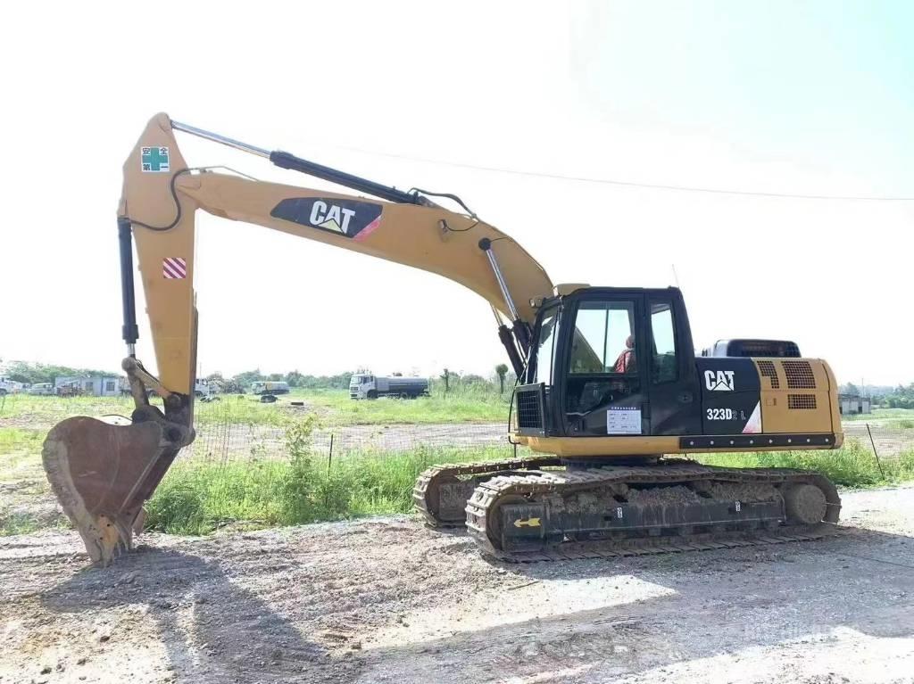 CAT CAT323D Bageri guseničari