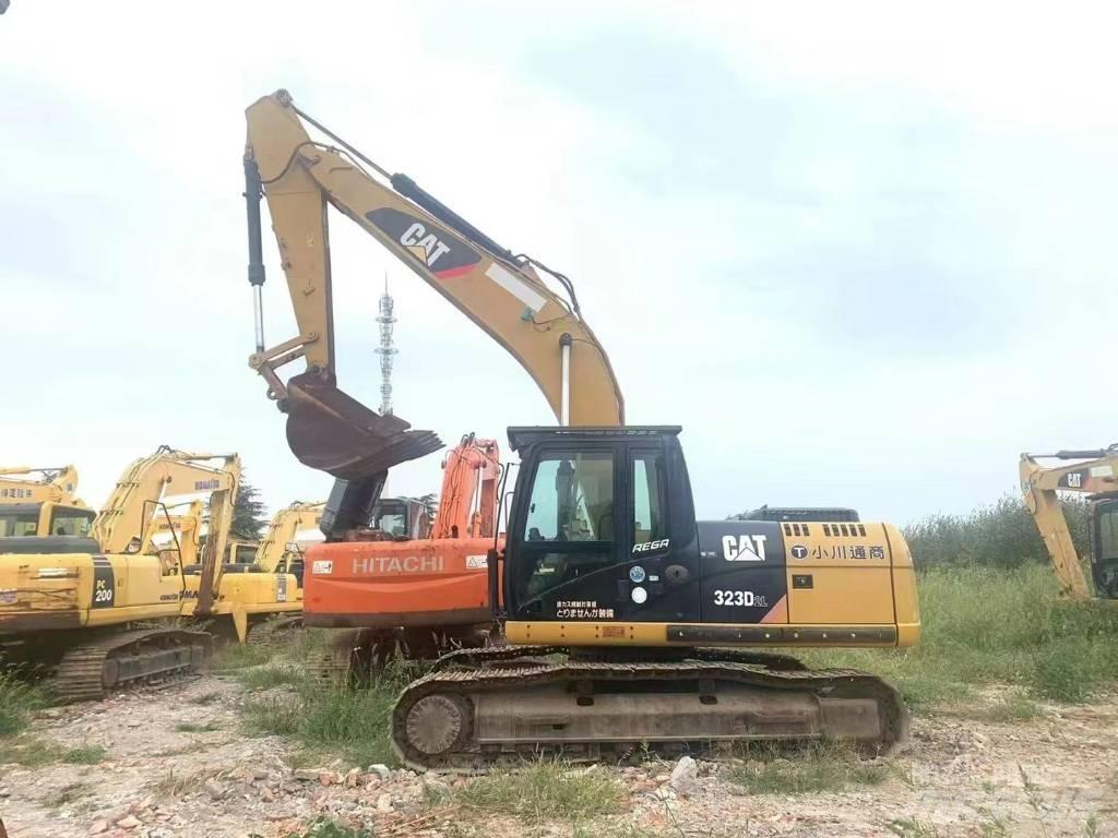 CAT CAT323D Bageri guseničari