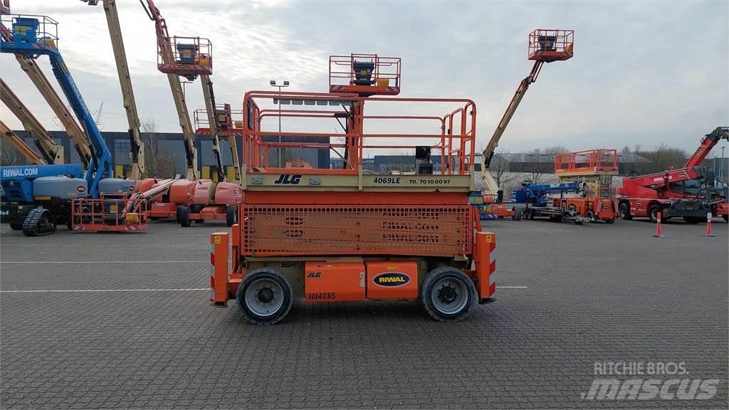 JLG 4069LE Makazaste platforme