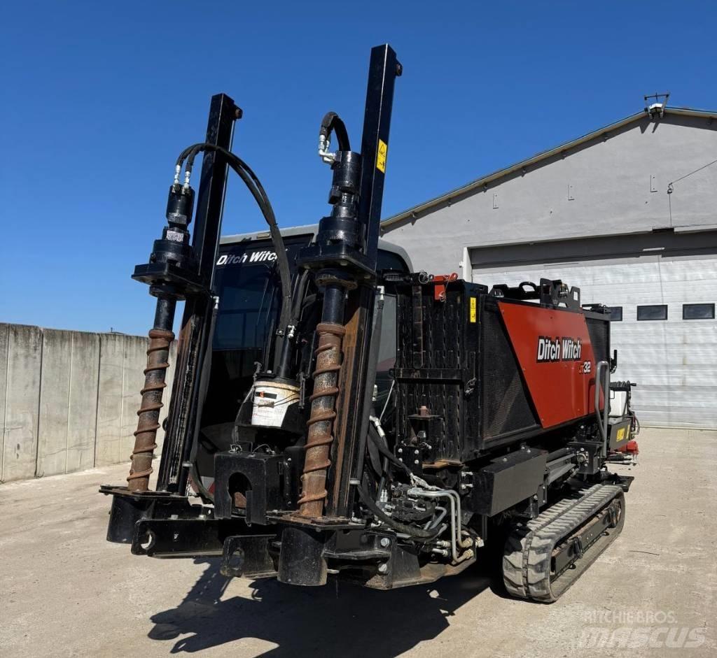 Ditch Witch AT32 Oprema za horizontalno usmereno bušenje