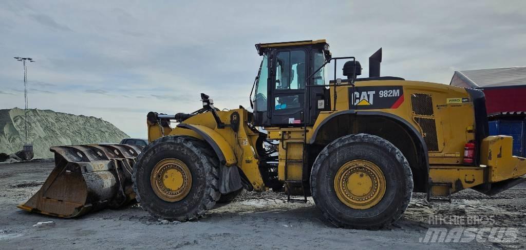 CAT 982 M Utovarivači na točkove