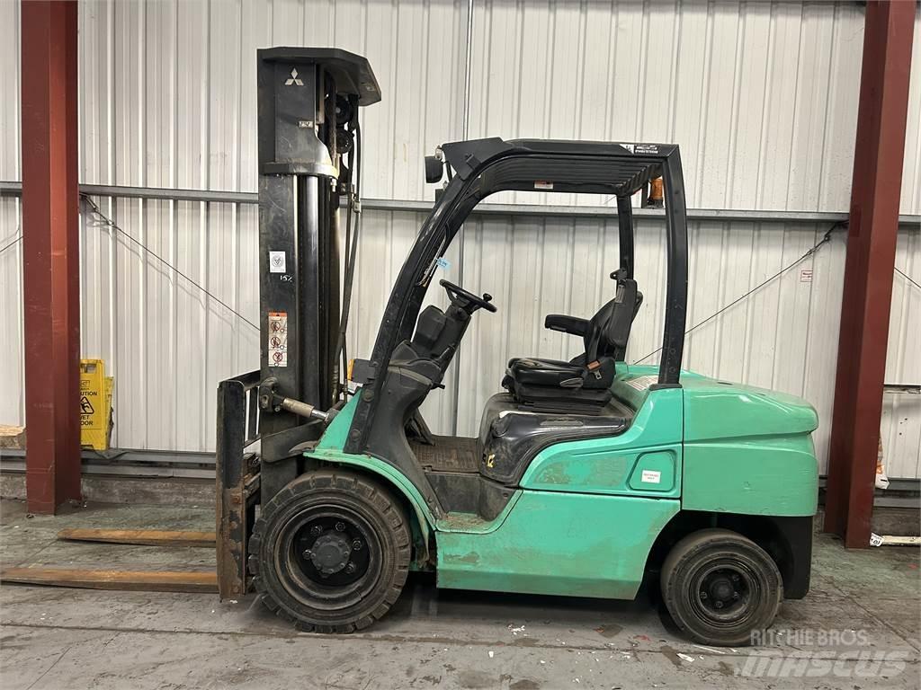 Mitsubishi FD35NT Dizelski viljuškari