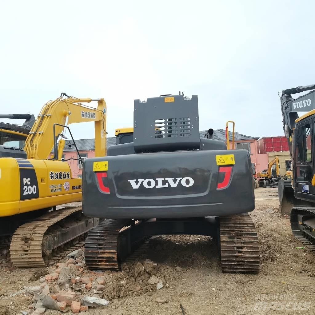 Volvo EC 240 Bageri guseničari