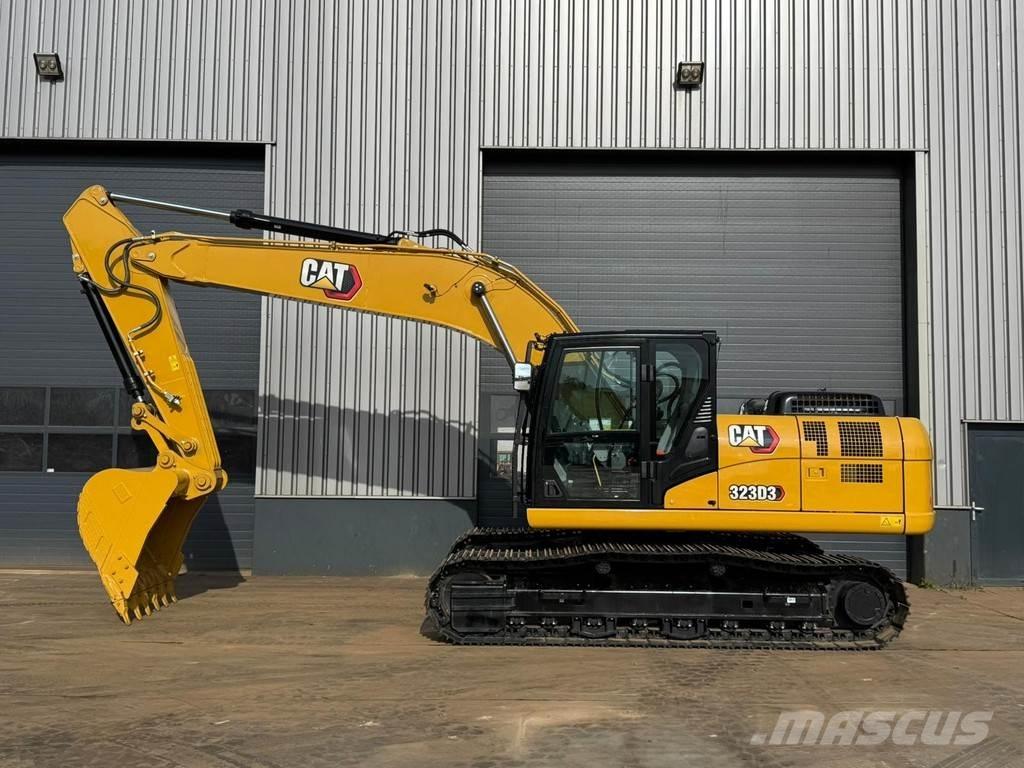 CAT 323D3 Bageri guseničari