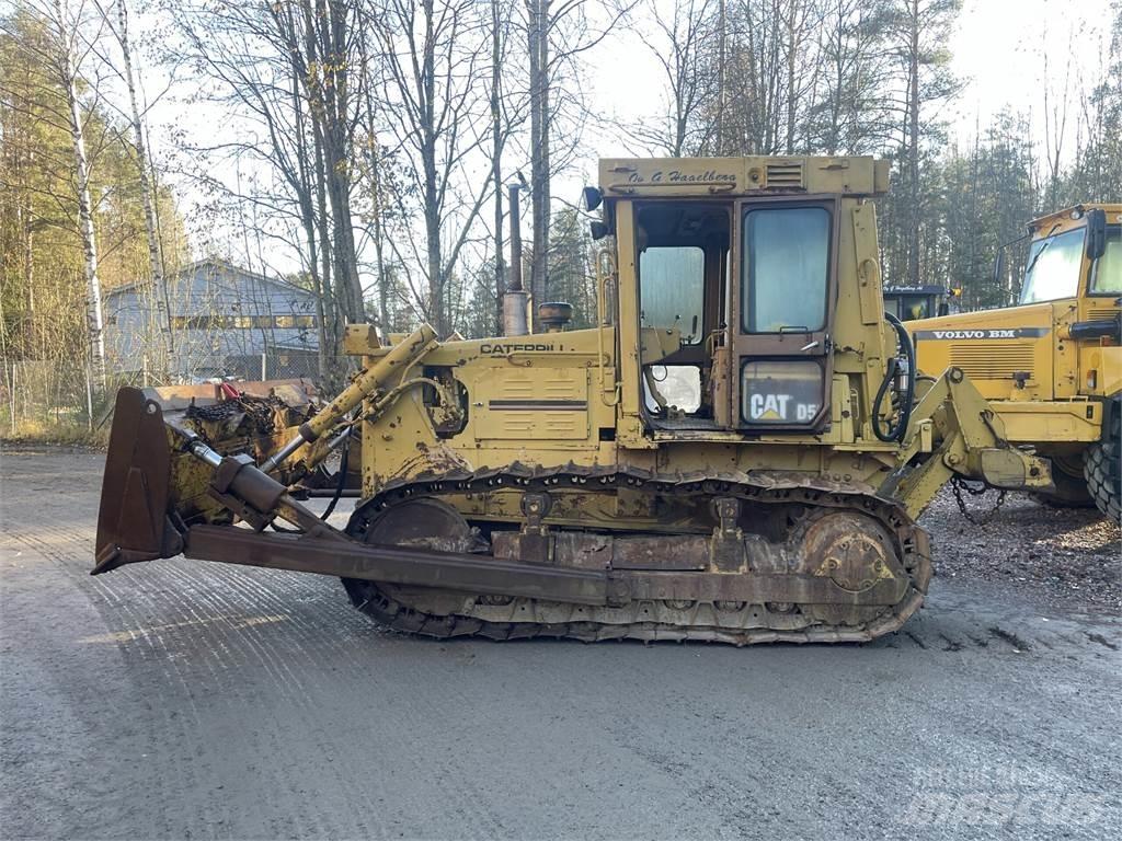 CAT D5B 44x890 Buldožeri guseničari