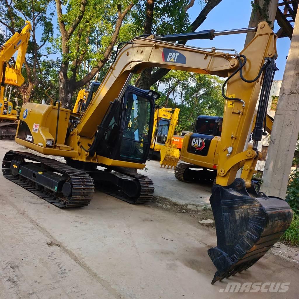 CAT 307D Midi bageri 7t – 12t