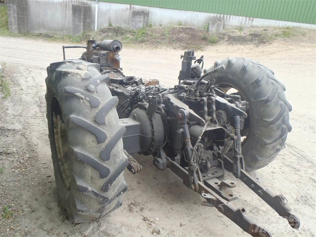 Valtra 8550 Traktori