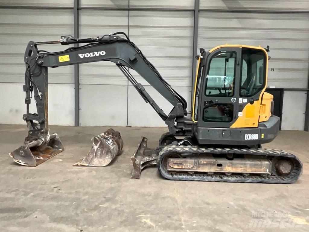 Volvo ECR 88 D Midi bageri 7t – 12t