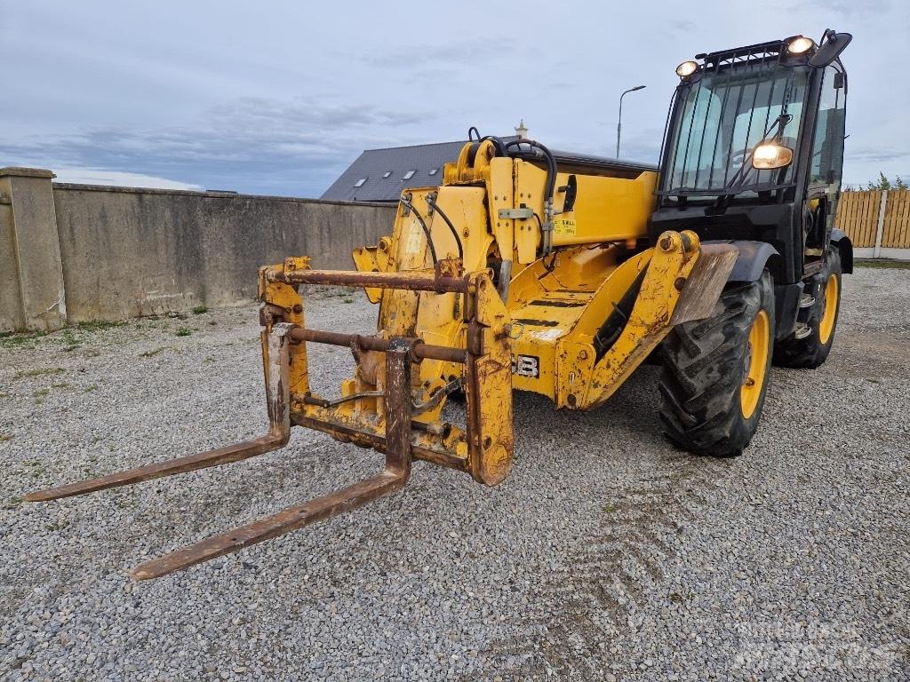 JCB 535-140 Teleskopski viljuškari