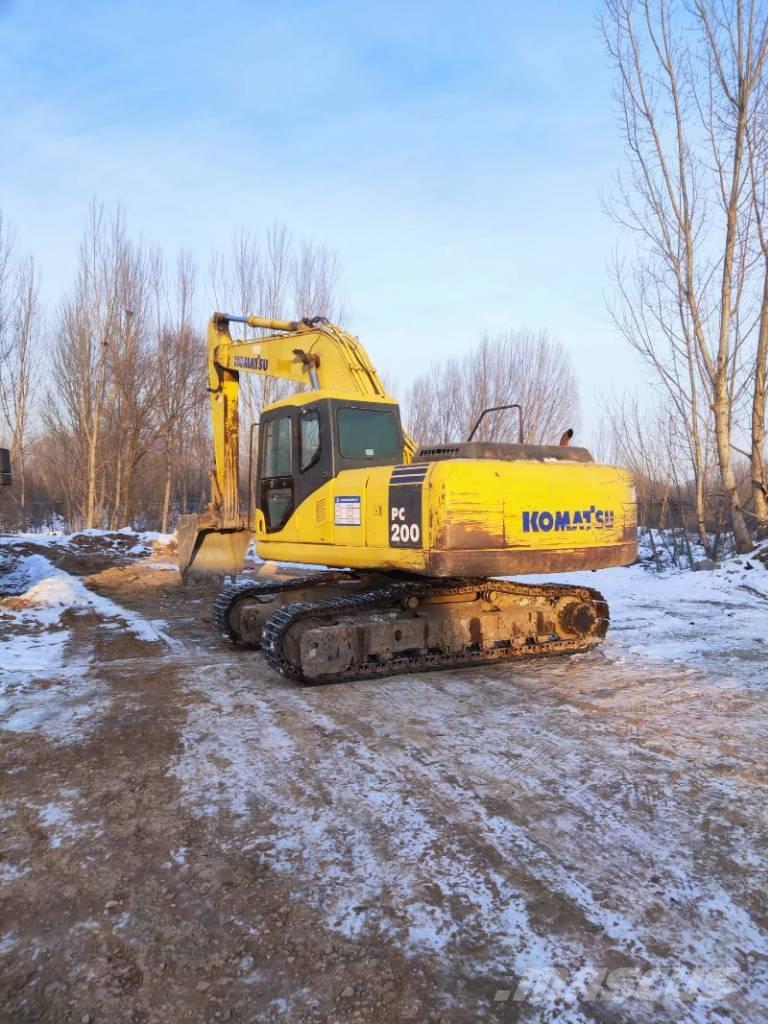 Komatsu PC 200-7 Bageri guseničari