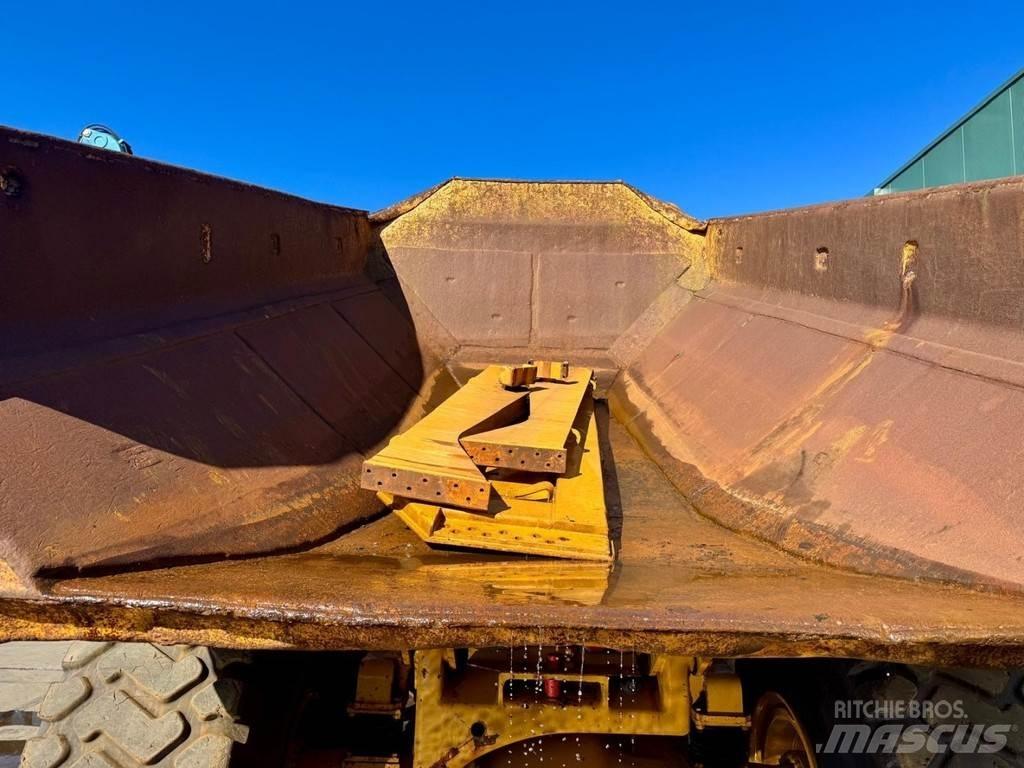 CAT 740 Zglobni damperi