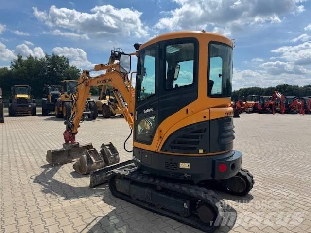 Hyundai R25Z-9 AK Mini bageri < 7t