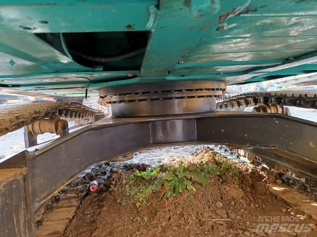 Kobelco SK 140 Bageri guseničari