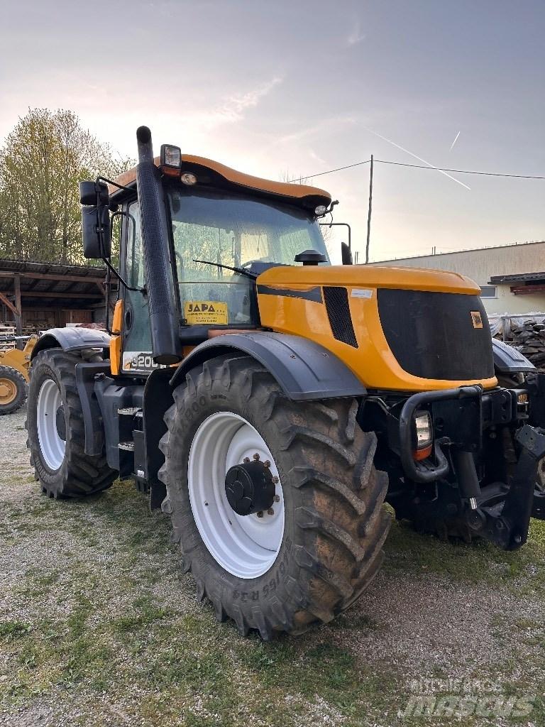 JCB Fastrac 3200 Traktori