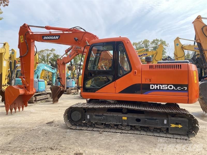 Doosan DX150 Bageri guseničari
