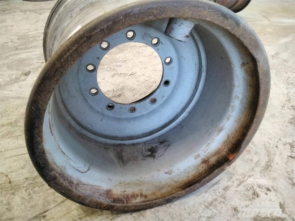 Valmet 860 24x26,5 Gume, točkovi i felne