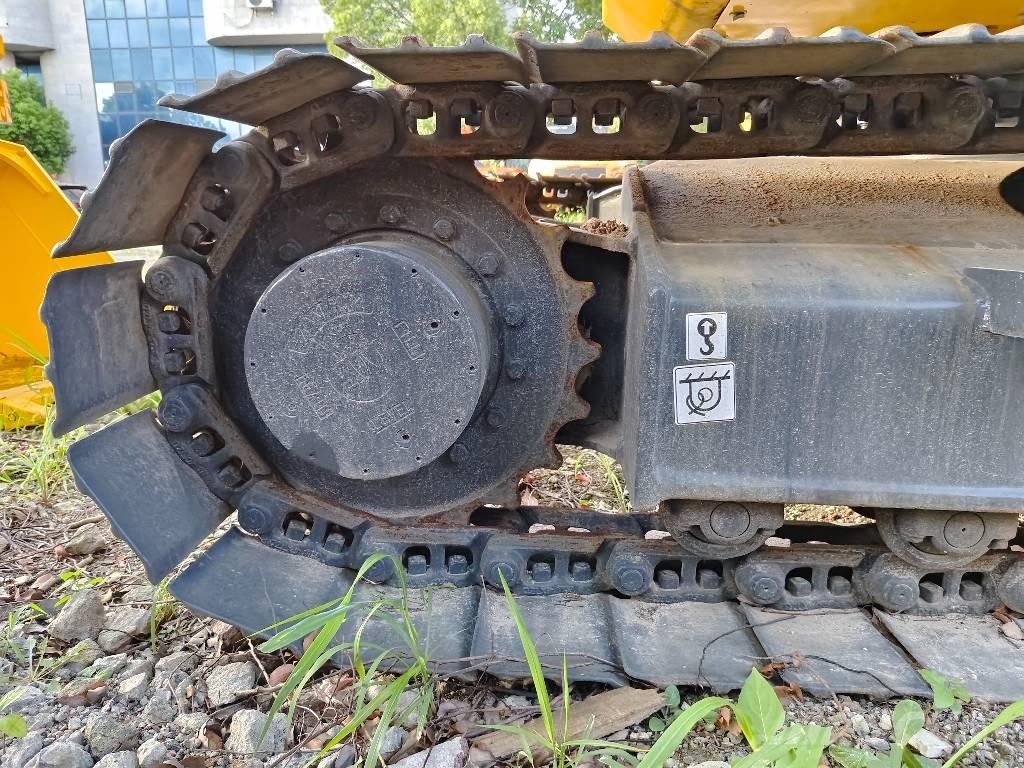 Komatsu PC 130-7 Bageri guseničari