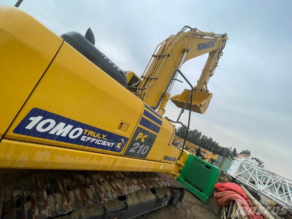 Komatsu PC210-10MO Bageri guseničari