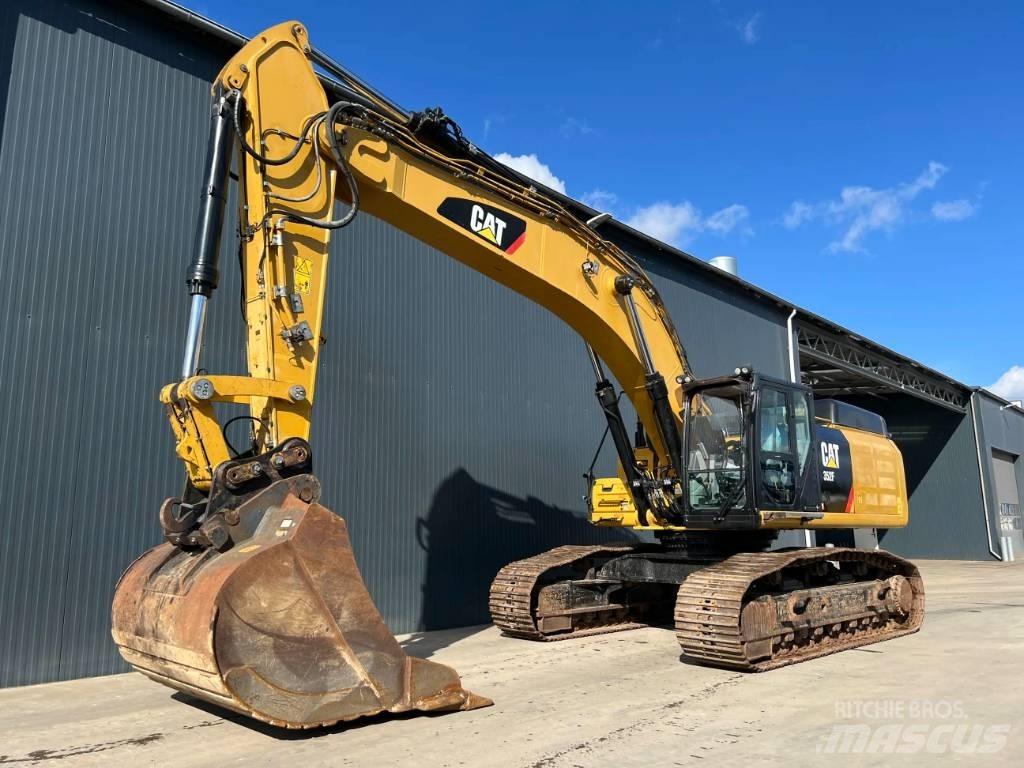 CAT 352F Bageri guseničari
