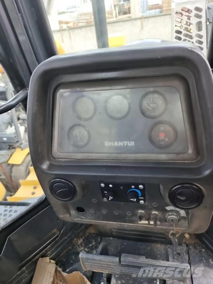 Shantui SD 16 Buldožeri guseničari
