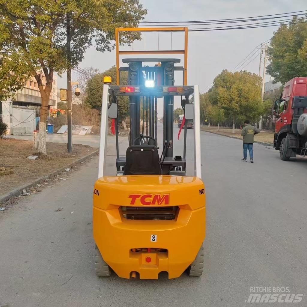 TCM FD30 Dizelski viljuškari