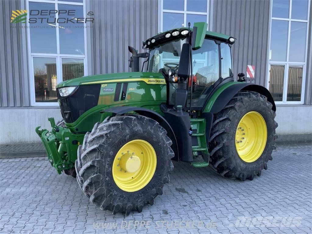 John Deere 6R 250 Traktori